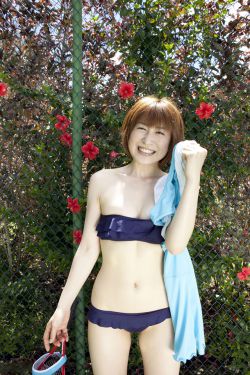 日本少妇做爰片视频R